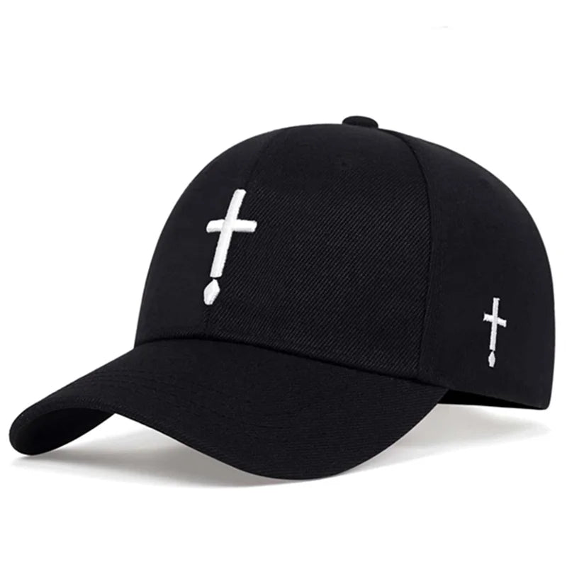 Boné Cristão com Cruz Bordada – Fé, Estilo e Identidade