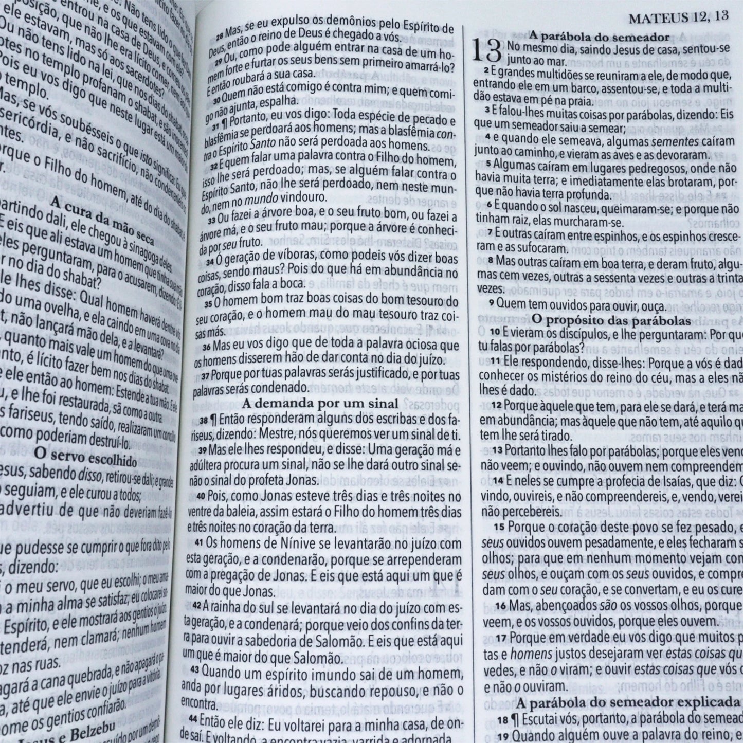 Bíblia King James 1611 BKJ – Ultrafina Slim Branca | Capa Luxo